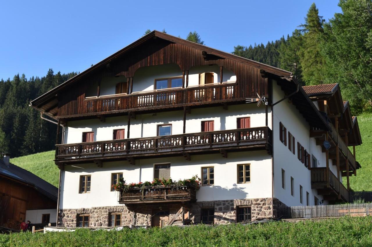 Unterlanerhof Apartment Sexten Exterior photo